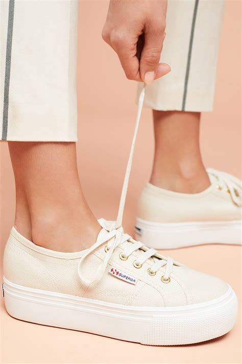 how to lace up superga platform sneakers